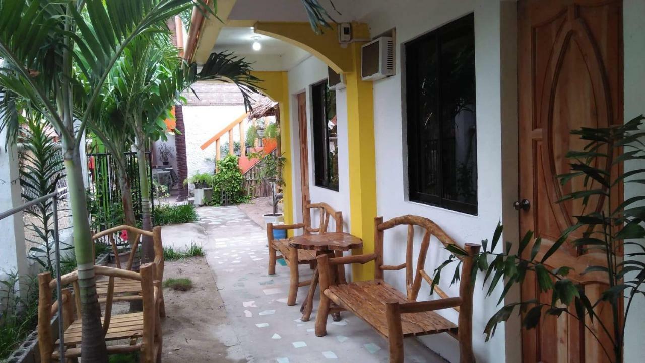 Guanna'S Place Room And Resto Bar Logon Dış mekan fotoğraf